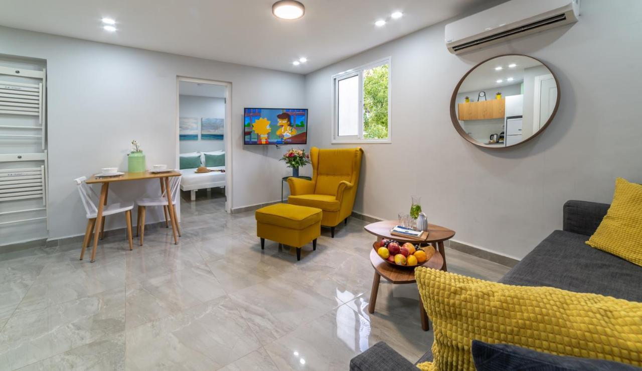 Eilot Street Center By